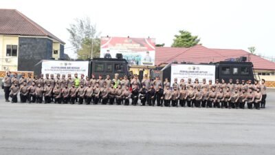 Polwan Polda Babel Dan Jajaran Salurkan Ratusan Ribu Liter Air Minum Dan Air Bersih Ke Warga
